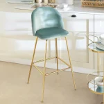 sgabello-alto-in-velluto-dorato